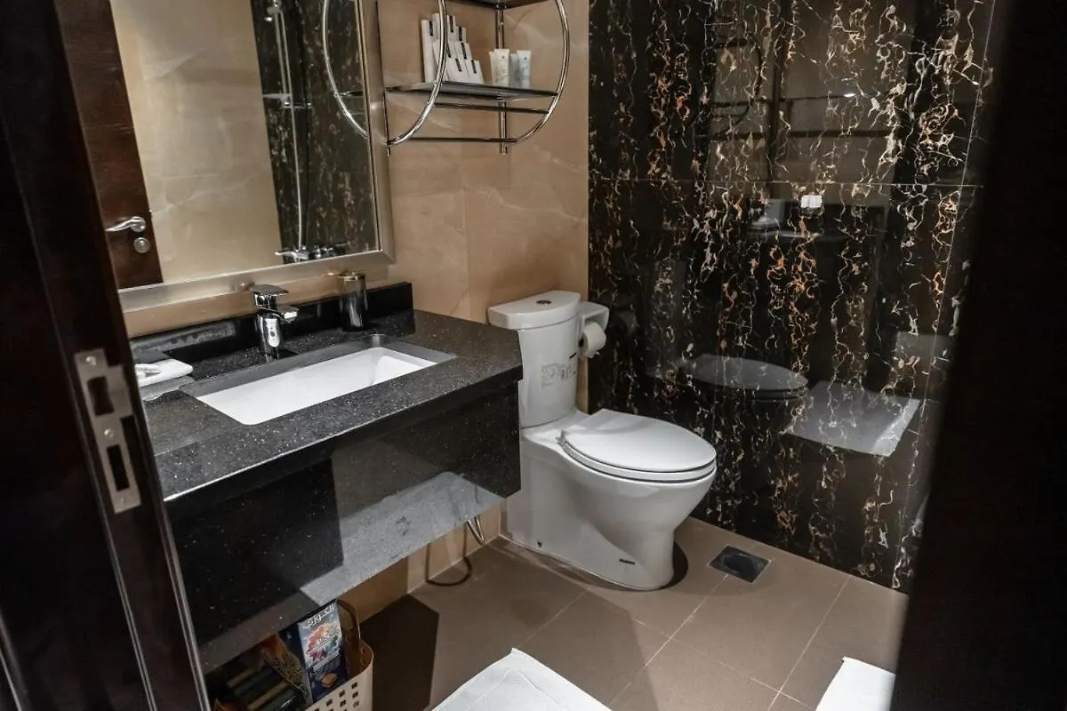 Clever Guest 002 Elite Downtown Dubai Apartment